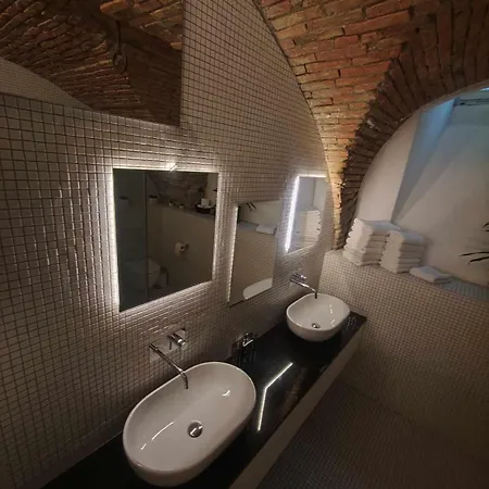 Apartment Dungeon *