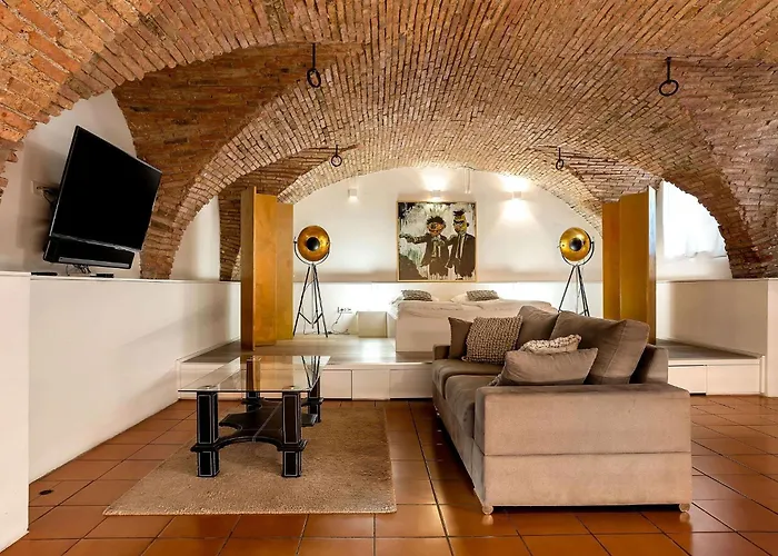 Апартаменти Dungeon Любляна